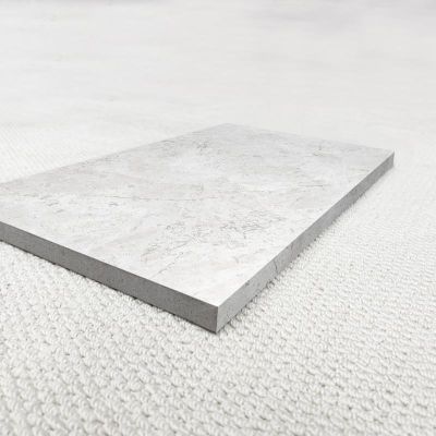 Tundra Extra White Bullnose-Square Edge