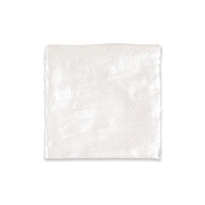 Iris White Pearlescence